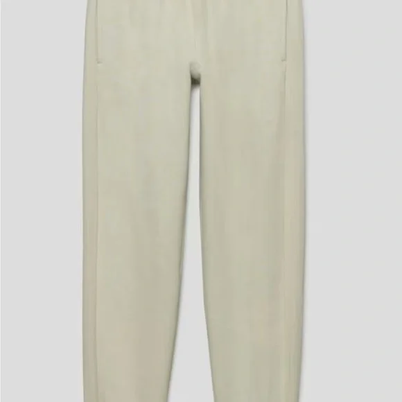 ARITZIA Cozy Fleece Boyfriend Zip Up + Sweatpants Bundle - Picture 2 of 6